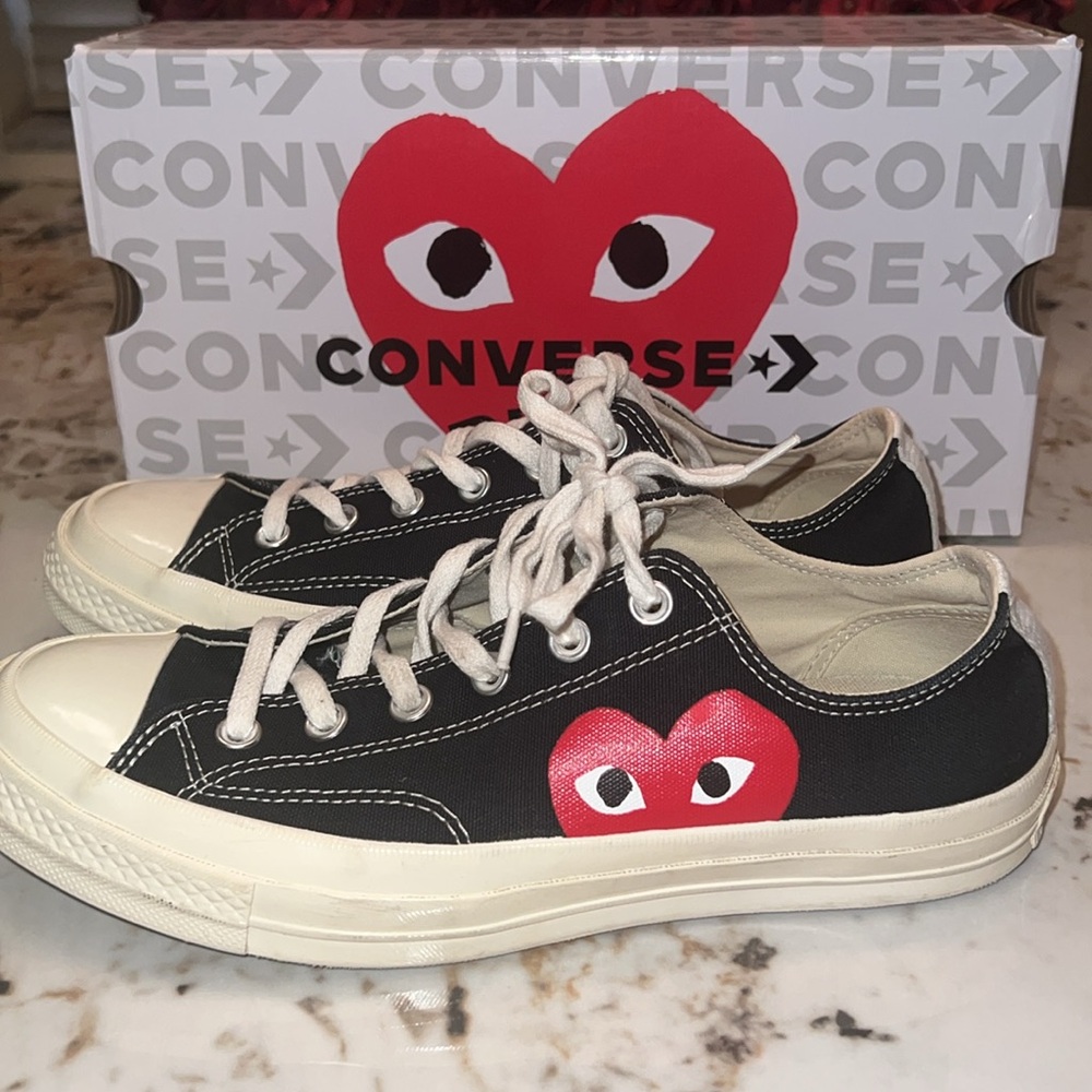 EUC Converse x PLAY Comme des Garcons Sneakers -UNISEX M9/W11